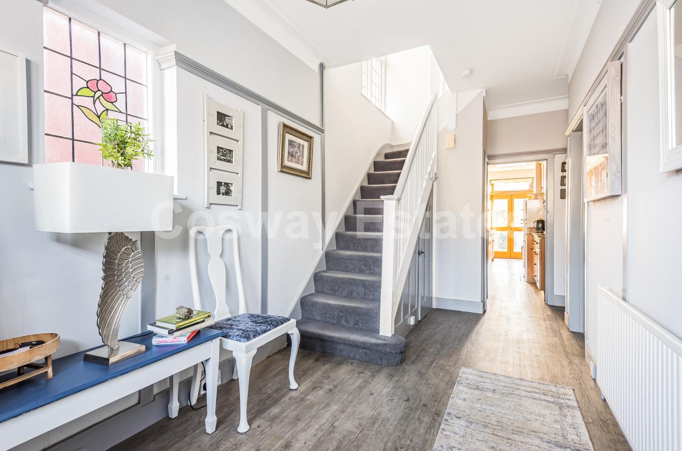 Sefton Avenue, Mill Hill